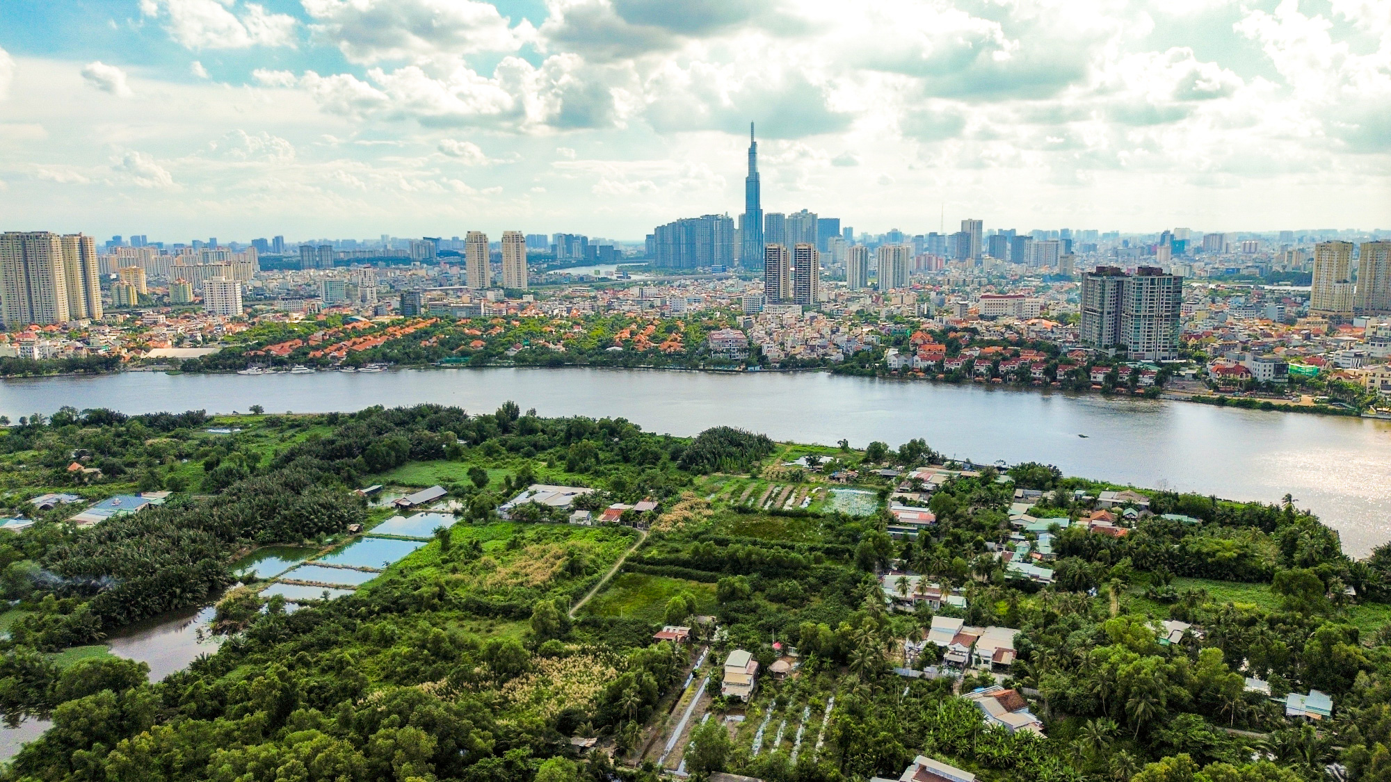 Toàn cảnh trái ngược của 3 bán đảo giữa lòng TP.HCM: Nơi thành đại công trường, chỗ là “khu nhà giàu”, nơi chờ hồi sinh sau 30 năm  - Ảnh 11.